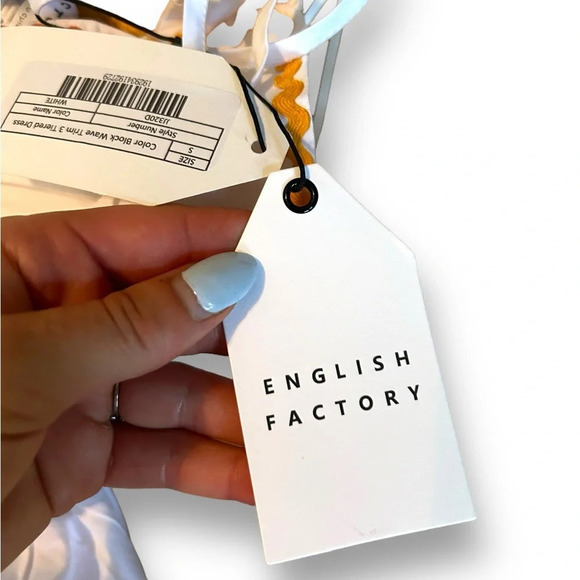 English Factory Colorblock Wave Trim 3 Tiered Dress White Ruffle NWT Size Small - Picture 9 of 12